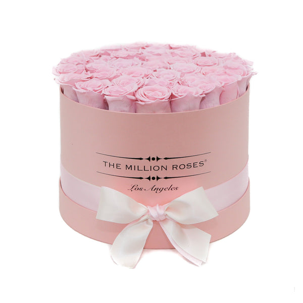 medium round box - pink - light-pink ETERNITY roses pink eternity roses - the million roses